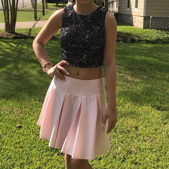 Dress - Picture 3 of 3